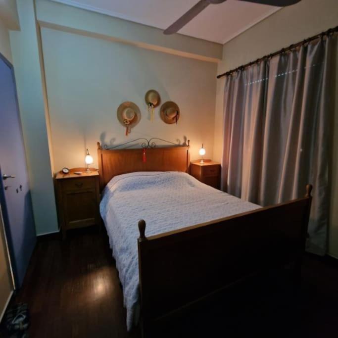 Classic Apartment In Kalamata Ngoại thất bức ảnh