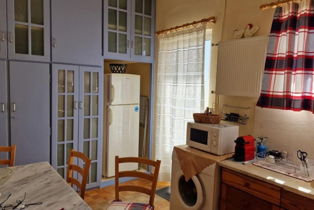 Classic Apartment In Kalamata Ngoại thất bức ảnh