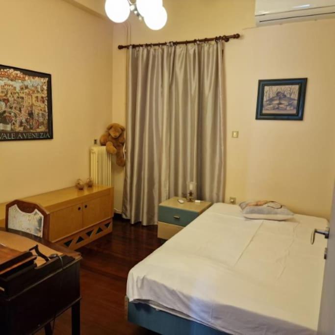 Classic Apartment In Kalamata Ngoại thất bức ảnh